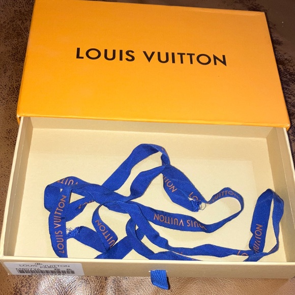 Louis Vuitton Wallet Box with Blue LV Ribbon 8 1/2 x 5 1/2 x 2 - Picture 2 of 6